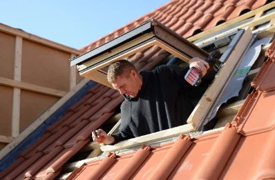 Pose de fenêtres de toit Velux à Fraisses